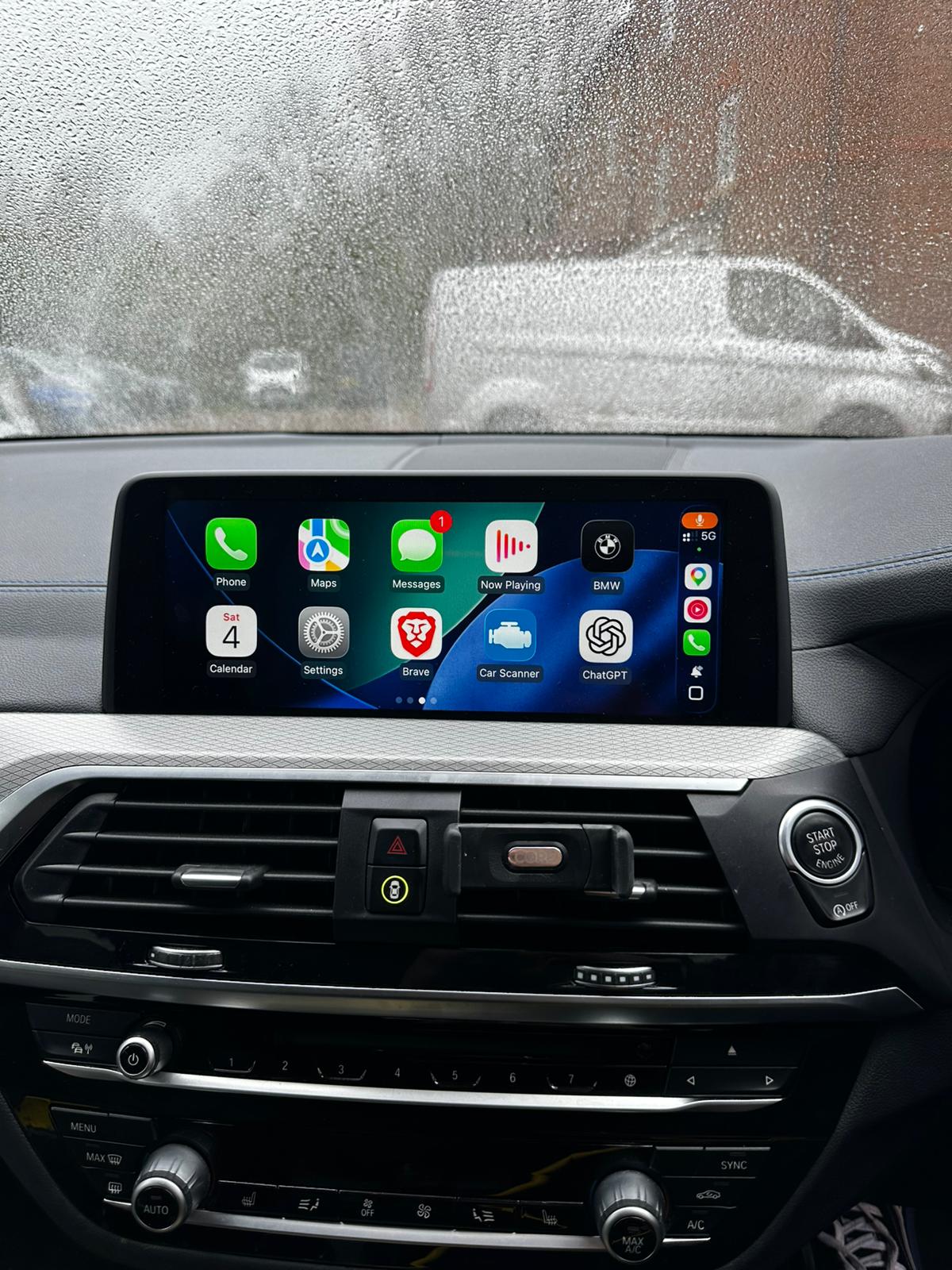 G Series CarPlay